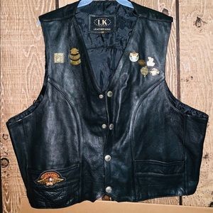 Black leather MotorCycle vest size 60 Patches&pins lost weight never wore